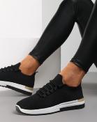 baskets en toile noires